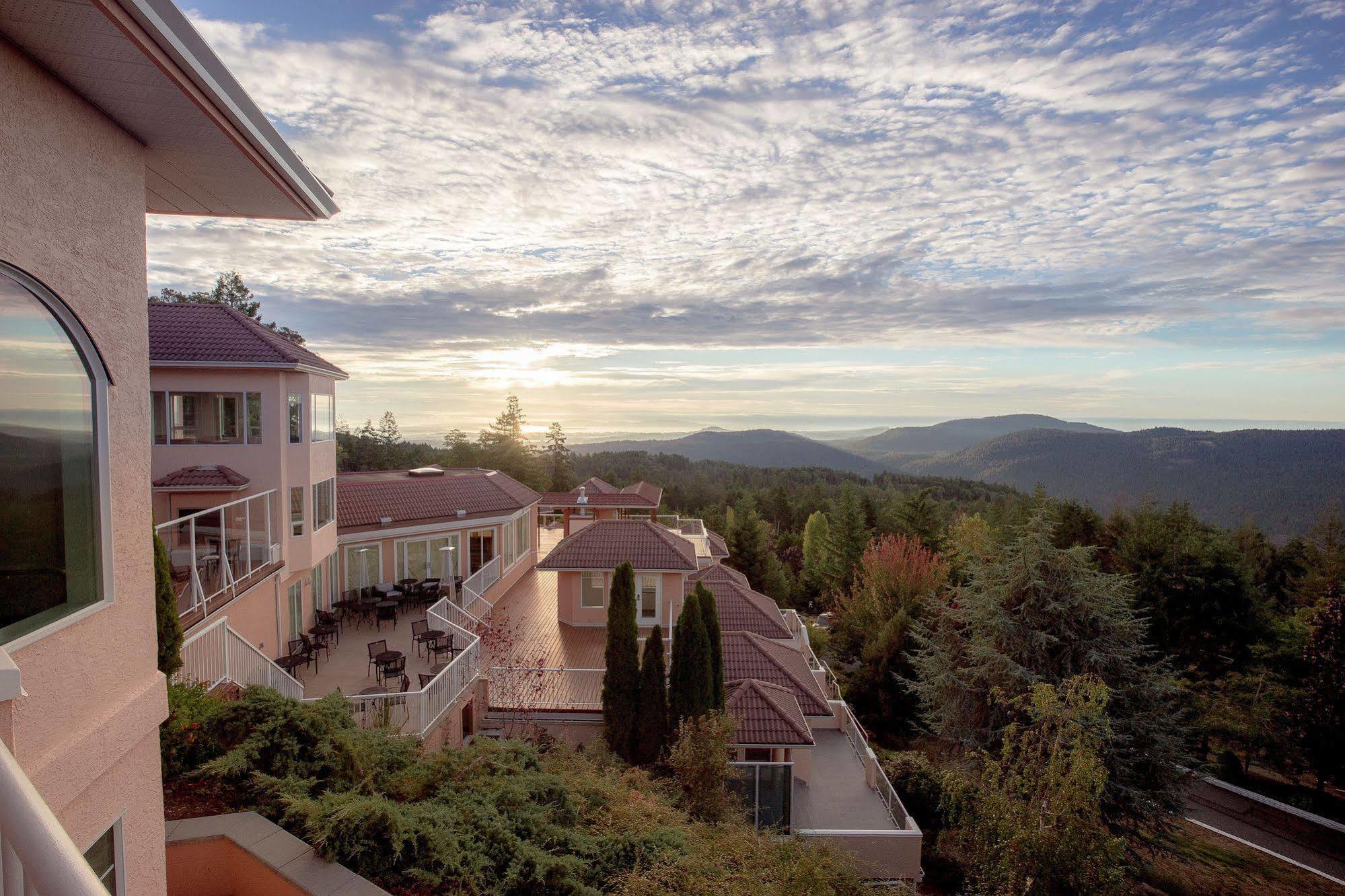 Villa Eyrie Resort Malahat Extérieur photo