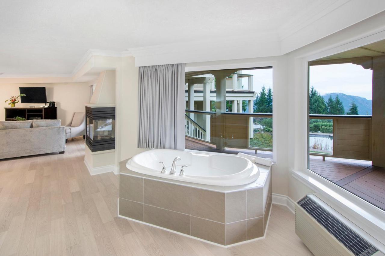 Villa Eyrie Resort Malahat Extérieur photo